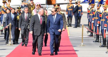 الرئيس السيسى يستقبل عاهل الأردن بمطار القاهرة 