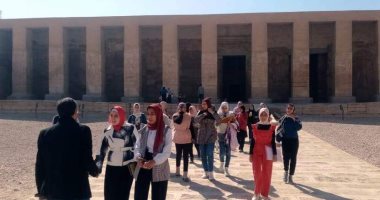 محافظة سوهاج تواصل تنظيم رحلات التوعية السياحية لطلاب المدارس 