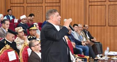  المجلس التنفيذي لـ"جنوب سيناء" يحتفل بنجاح قمة المناخ ويناقش ملفات المحافظة