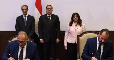 رئيس الوزراء يشهد توقيع بروتوكول تطوير خدمات رقمية للمصريين بالخارج