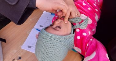 انطلاق حملة التطعيم ضد مرض شلل الأطفال فى قنا.. صور