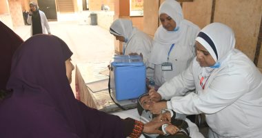 محافظ الفيوم يتفقد أعمال الحملة القومية للتطعيم ضد شلل الأطفال.. صور