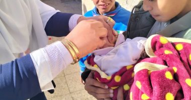 فرق حملة التطعيم ضد شلل الأطفال تصل للمنازل بقرى وتجمعات سكانية بشمال سيناء