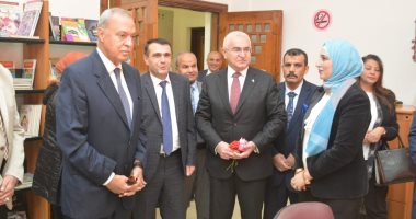 محافظ القليوبية يستقبل سفير أذربيجان لوضع إكليل من الزهور على تمثال الزعيم حيدر علييف