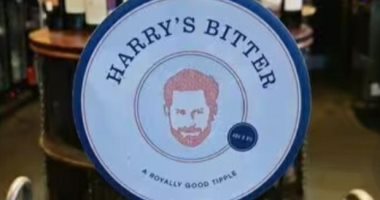 حانة بريطانية تعلن عن مشروب جديد للسخرية من الأمير هارى بعد مسلسله الوثائقى