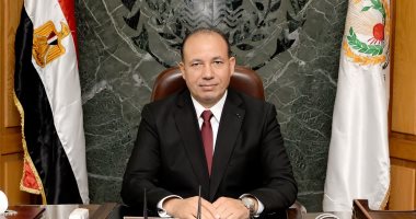 رئيس جامعة المنصورة يقرر انشاء الصالون الثقافى بالجامعة