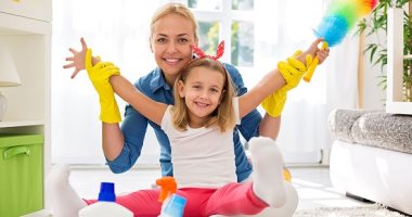 أخلاقنا الجميلة.. نصائح لتعليم الطفل الاهتمام بنظافة المنزل والشارع