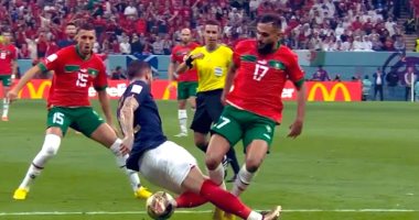 كاسياس يستعرض لعبة مثيرة للجدل من مباراة المغرب وفرنسا: هل تستحق عقوبة