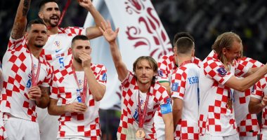 مراسم تتويج كرواتيا بالميدالية البرونزية فى كأس العالم 2022.. فيديو صور