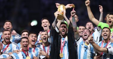 فيفا يفتح تحقيقاً مع الأرجنتين فى أحداث حفل توزيع جوائز نهائى كأس العالم