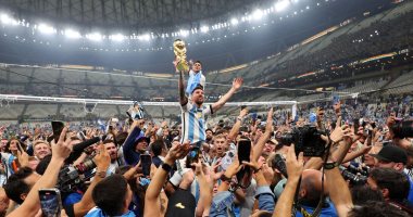 ميسي يحقق حلم العمر.. الأرجنتين بطل كأس العالم 2022.. فيديو