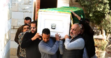 تشييع جنازة الراحل يحيى الرخاوى بمقابر عائلته في الإمام الشافعى