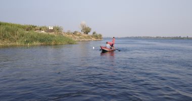 بدء موسم صيد الأسماك فى مياه المنيا.. والصيادون: الرزق بيزيد
