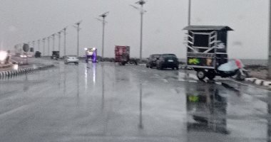 أمطار غزيرة وسحب رعدية على طريق "بورسعيد - دمياط".. صور