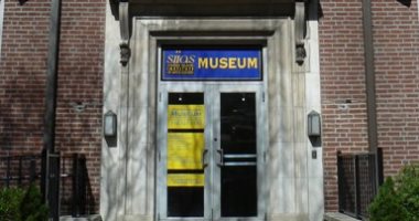 متحف بنيويورك يضع معايير تغير المناخ فى الاعتبار بعد هجمات النشطاء