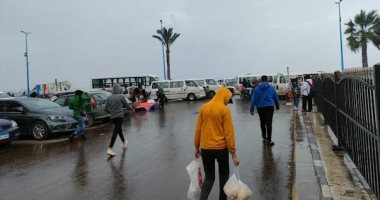 أمطار غزيرة بالإسكندرية.. والصرف الصحى: استمرار رفع حالة الطوارئ..صور