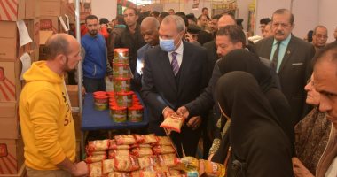 محافظ القليوبية يفتتح معرض "أهلا رمضان" بمدينة بنها لتوفير السلع الغذائية