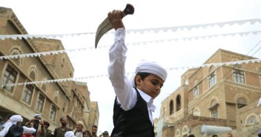 الخنجر الصنعانى.. صناعة تقليدية يمنية تحافظ على البقاء