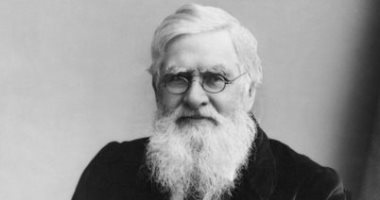 200 عام على ميلاد ألفريد راسل والاس.. دفع داروين لنشر كتاب "أصل الأنواع"