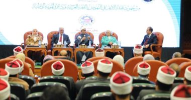 رئيس جامعة الأزهر يدعو للوقوف أمام التحديات الموجهة للغة العربية