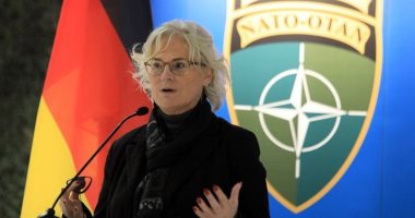 روسيا اليوم: وزيرة الدفاع الألمانية تعتزم الاستقالة بعد ضغوط من المعارضة
