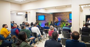 رئيس الطائفة الإنجيلية يفتتح مؤتمر شبكة خدمة الشباب فى مصر