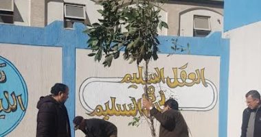 محافظ الإسكندرية: زارعة 41277 شجرة لتنفيذ المبادرة الرئاسية بالأحياء 