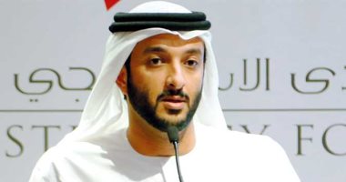 الإمارات وسنغافورة تبحثان سبل تنمية التعاون القائم بين البلدين