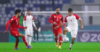منتخب عمان يتأهل لنهائي خليجي 25 على حساب البحرين.. فيديو