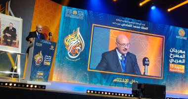 الدكتور مدحت الكاشف يعلن توصيات لجنة التحكيم بمهرجان المسرح العربي