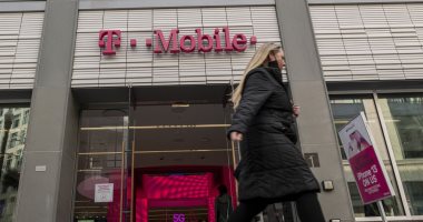 شركة الاتصالات الأمريكية T-Mobile تعلن اختراق بيانات 37 مليونا من عملائها