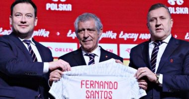 رسميا.. البرتغالي فرناندو سانتوس مدرباً لمنتخب بولندا حتى 2026