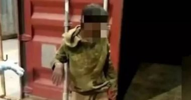 طفل يختبئ داخل حاوية شحن أثناء لعب "الاستغماية" ليجد نفسه فى بلد آخر.. فيديو