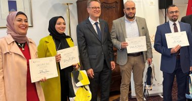 السفير الألمانى يكرم الفائزين بالمسابقة الصحفية "منتدى القاهرة للتغير المناخى"