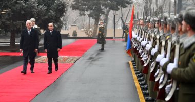 مراسم استقبال رسمية للرئيس السيسى فى القصر الرئاسى بأرمينيا.. صور