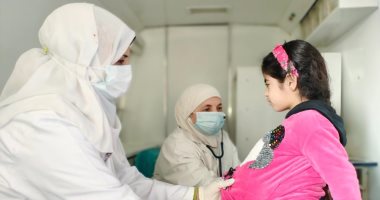 صحة المنيا تقدم الخدمات الطبية والعلاجية لـ2068 حالة بقرية دفش فى سمالوط