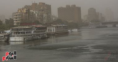 الأقمار الصناعية: رياح مثيرة للأتربة على القاهرة الكبرى وانخفاض الرؤية الأفقية 