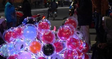 أهالى الكرنك بالأقصر يحتفلون بمولد الشيخ موسى أبو على بالمديح والذكر.. صور