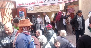 محافظ الدقهلية: الكشف على 2681 مواطنا بأعمال القافلة الطبية بشمال سيناء