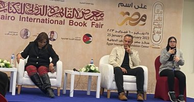 محمد سليمان عبد المالك بندوة معرض الكتاب: من صغرى عندى حلم تطوير الكتابة