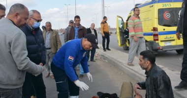 محافظ القليوبية يطلب الإسعاف لمواطن صدمه تروسيكل خلال جولة بمدينة الخصوص