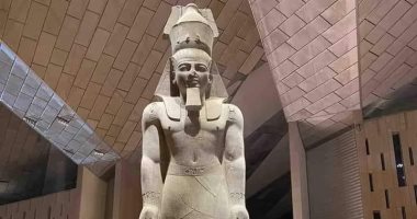 وزير السياحة والآثار يتفقد مستجدات الأعمال بالمتحف المصرى الكبير