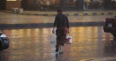 توقعات بهطول أمطار متوسطة وارتفاع الأمواج 3.5 متر بالإسكندرية غدًا 