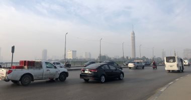 سيولة حركة السيارات على الطرق فى القاهرة والجيزة فى أول أيام العيد 