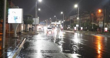 أمطار مسائية متوسطة على مناطق متفرقة من الإسكندرية تصاحبها رياح قوية.. صور وفيديو
