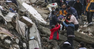 أكثر من 1300 قتيل.. زلزال مدمر بقوة 7.7 ريختر يضرب تركيا وسوريا (فيديو)