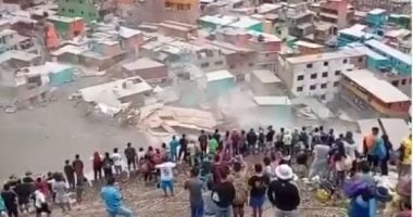 مصرع 40 شخصا وإصابة المئات فى بيرو بسبب انهيارات أرضية.. فيديو
