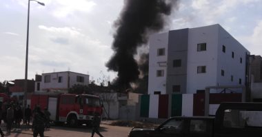 إصابة 4 عمال إثر حريق داخل مصنع فى مدينة 6 أكتوبر