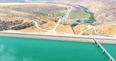 ظهور تصدعات بهيكل سد التلول على نهر العاصى فى سوريا بسبب الزلزال المدمر