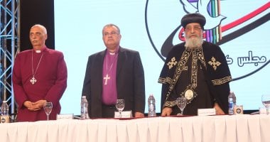 رئيس الكنيسة الأسقفية لمجلس كنائس مصر: تمثلوا بالمسيح وأحبوا بعضكم 